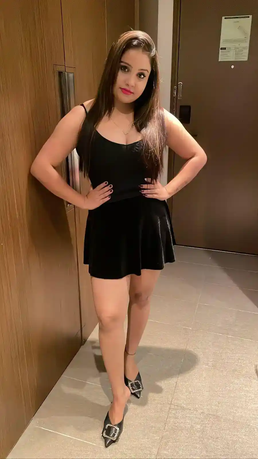 Delhi escorts photo